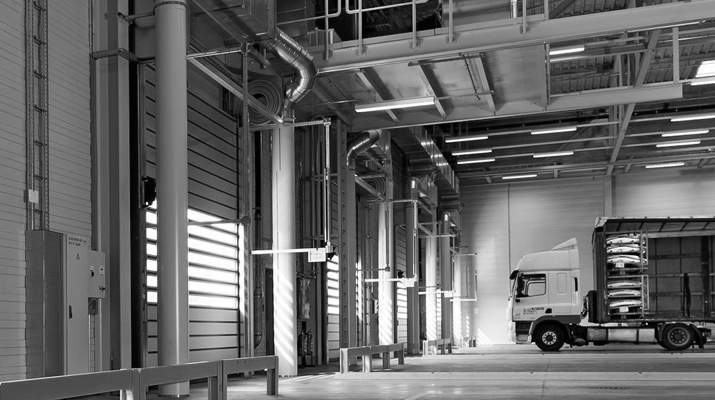  Installation von  industriell  Maschinen 